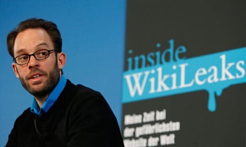 Daniel Domscheit-Berg Assange cablegate wikileaks