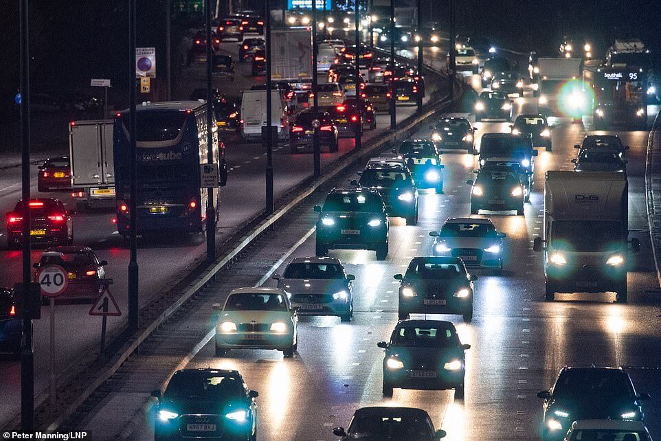 Click to enlarge london pandemic covid lockdown traffic
