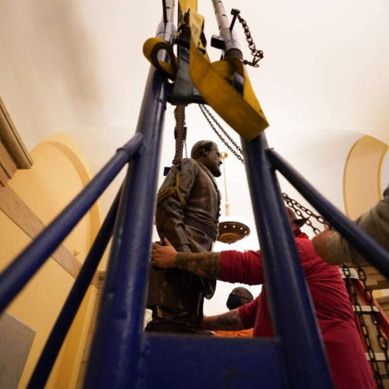 Click to enlarge robert e lee statue removed white house
