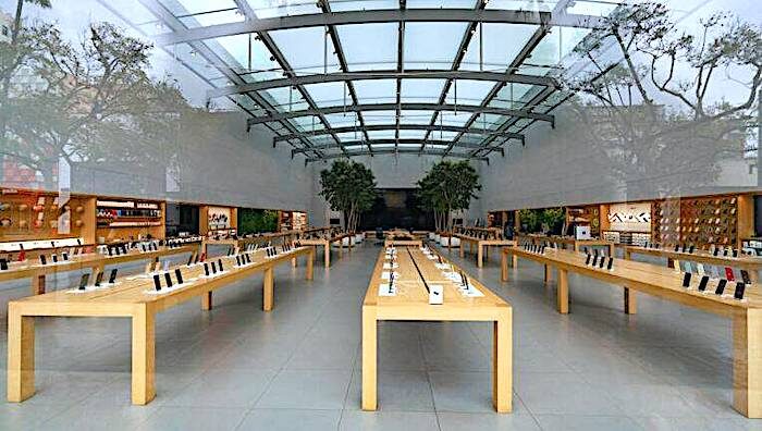 Click to enlarge Apple store