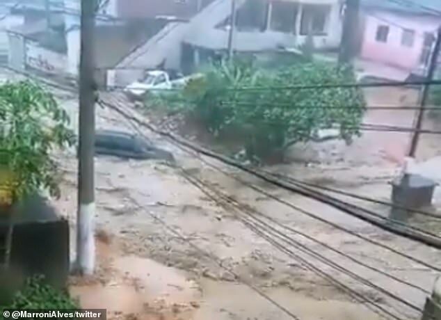 Click to enlarge Officials in Duque de Caxias city reported that Tuesday's storm left 150 people homeless and destroyed three houses