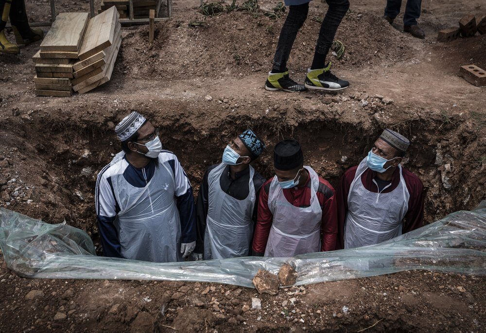 Click to enlarge Members of the Saaberie Chishty Burial Society