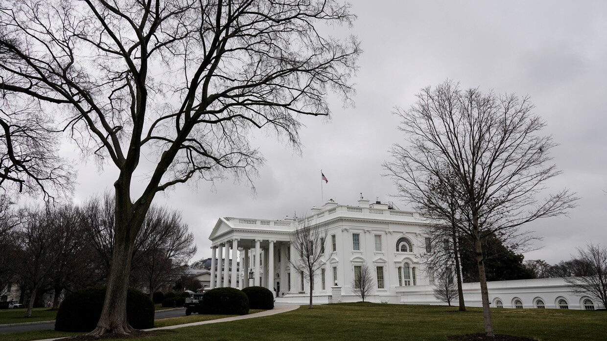 Click to enlarge white house
