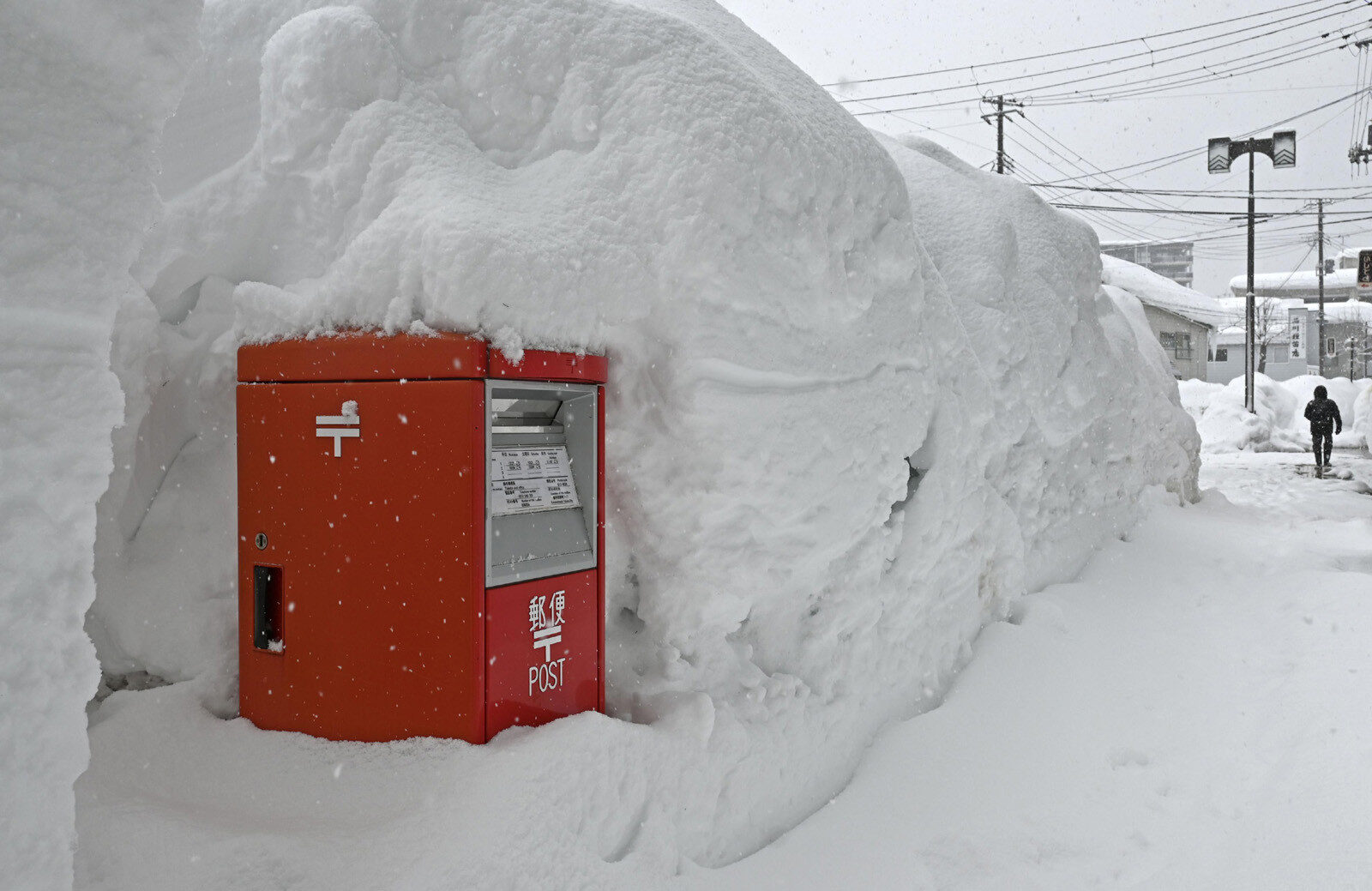 Click to enlarge Snowed in