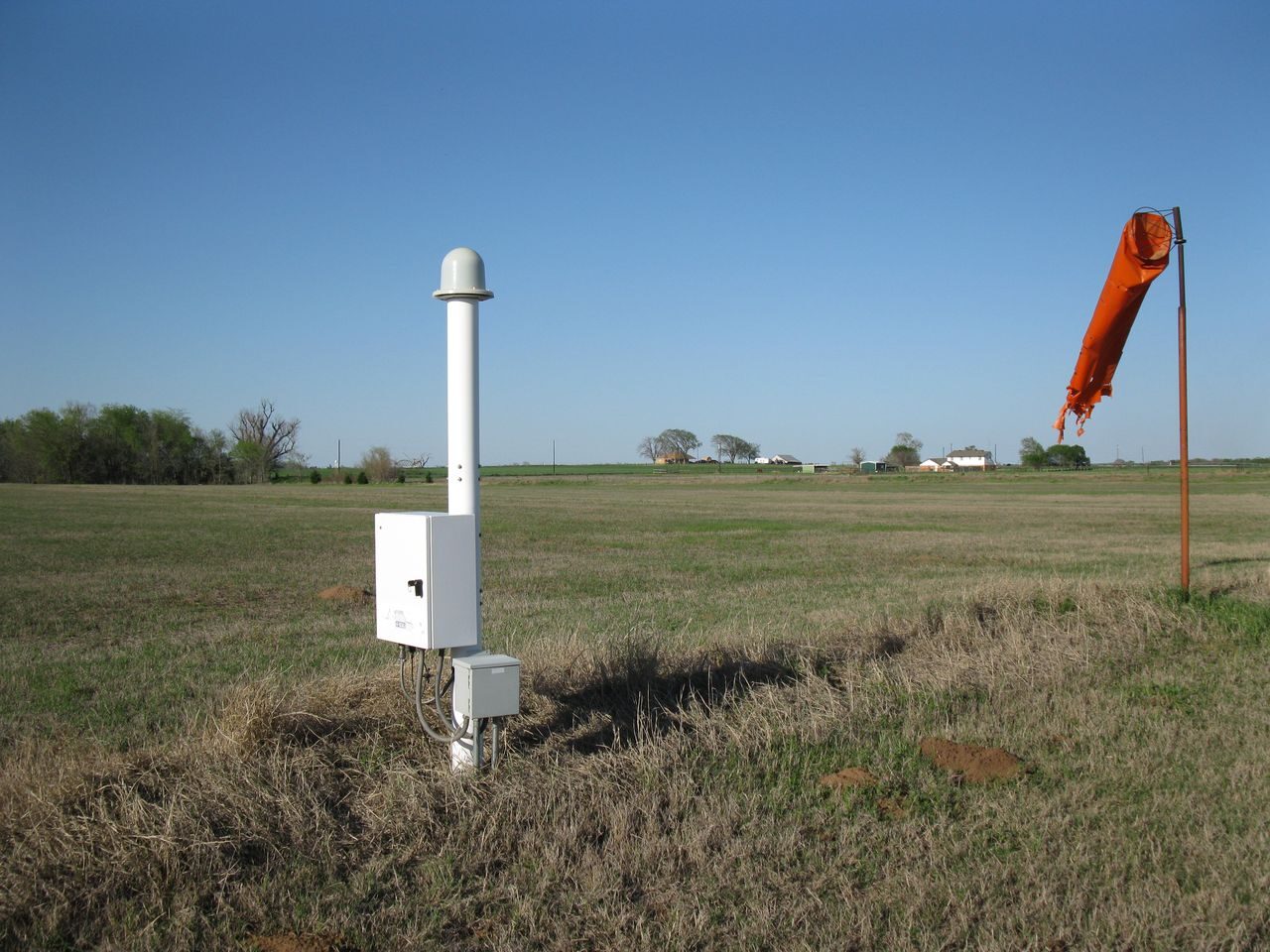 A lightning detector in the National Lightning Detector Network.