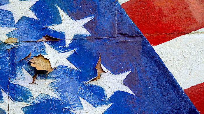 Click to enlarge crumble flag image