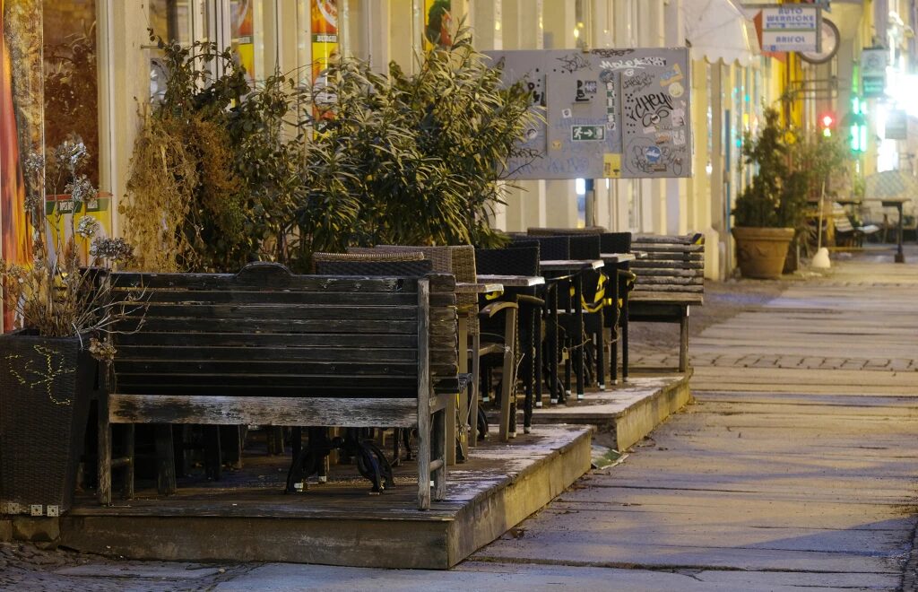Click to enlarge empty bench germany