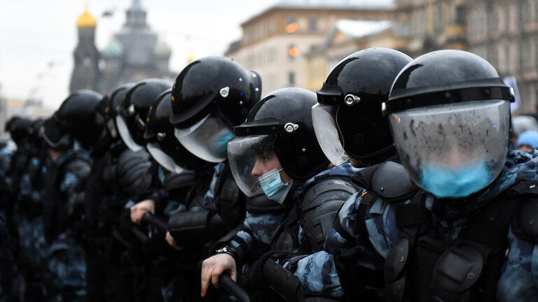 russia riot police
