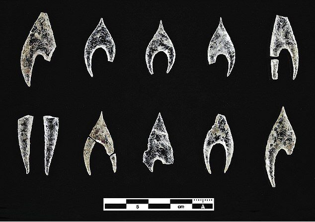 crystal arrowheads prehistoric spain grave
