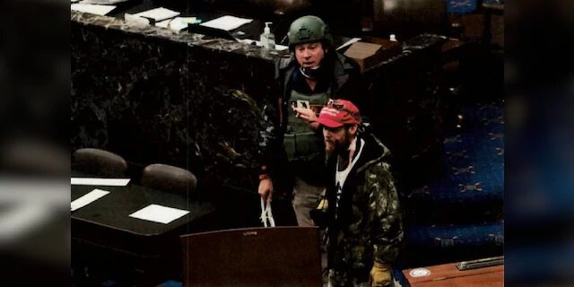 military floor senate