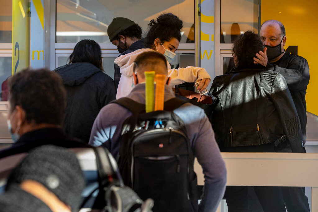 Click to enlarge Passengers