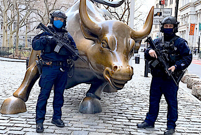 NYPD/Charging Bull