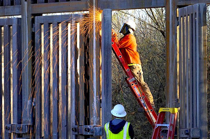 Click to enlarge Border wall