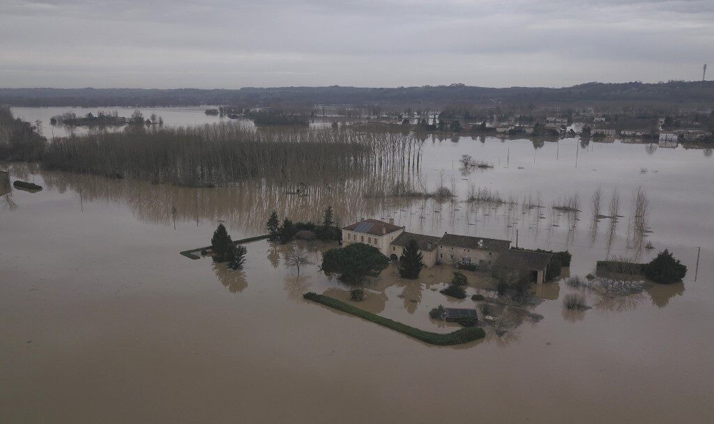 Click to enlarge SW France floods