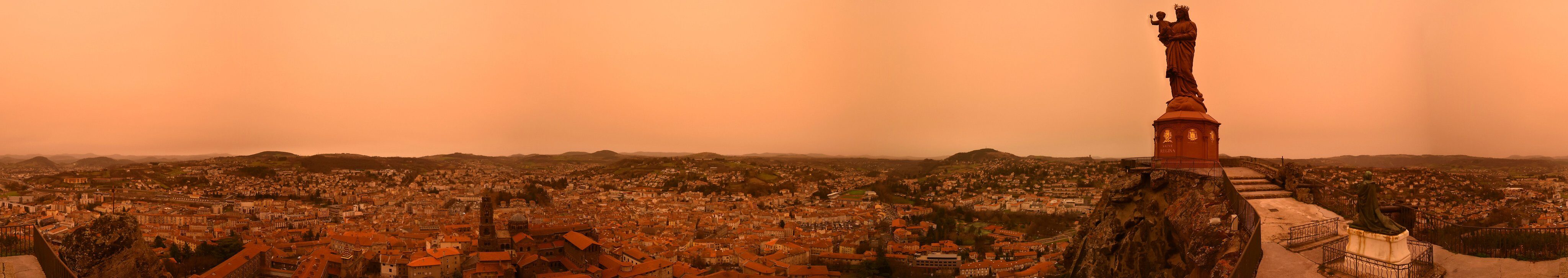 red sky dust france