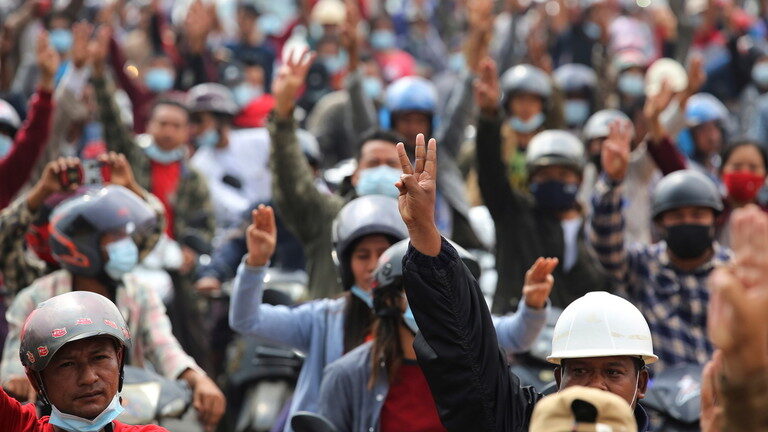 Click to enlarge Myanmar protest