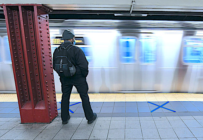 Click to enlarge Train stop x