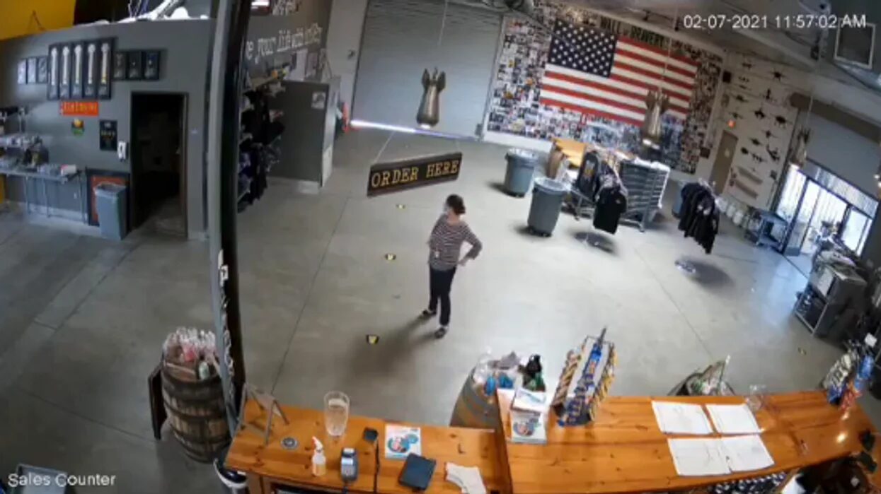 LA health inspector caught on camera