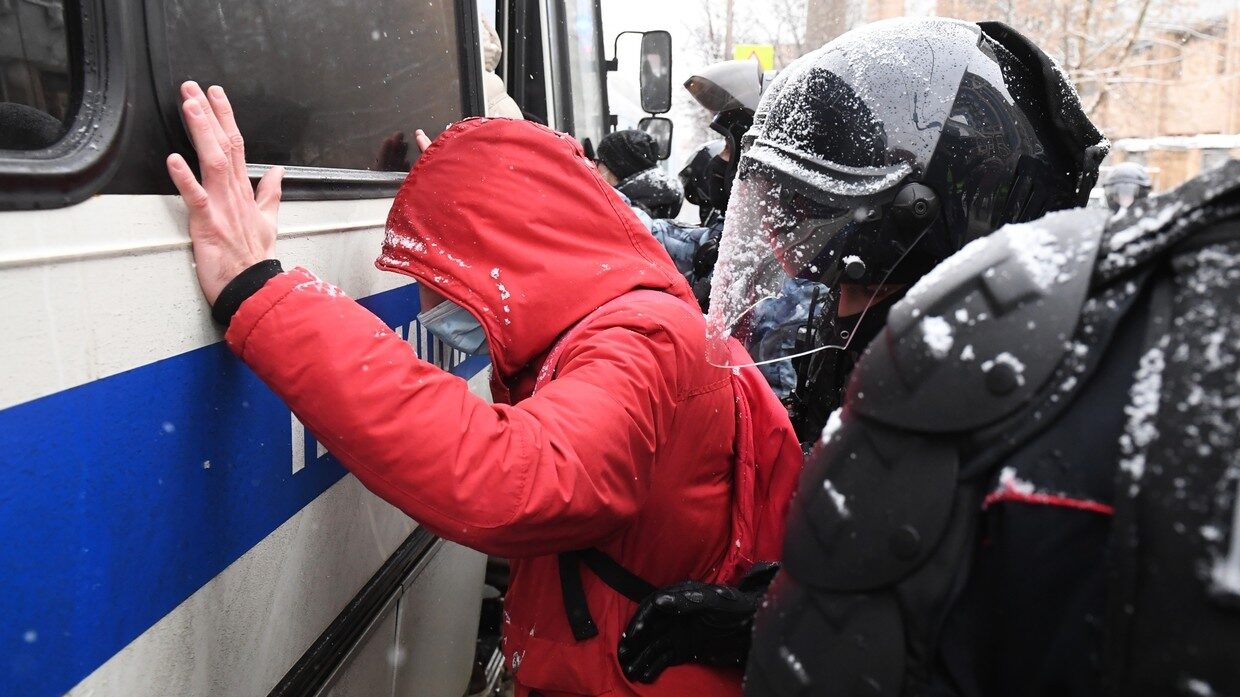 Click to enlarge navalny protest moscow