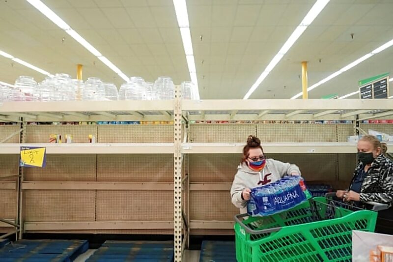 empty grocery shelves texas winter storm
