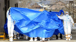 Click to enlarge exposed Fukushima plant workers