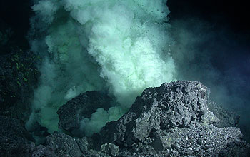 Click to enlarge underwater hydrothermal vent