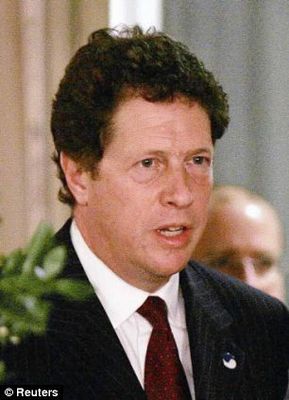 Click to enlarge Sir Nigel Sheinwald gaddafi