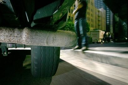 Click to enlarge car pollution brain damage