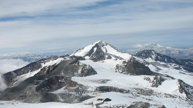 Planchón-Peteroa volcano summit