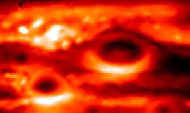 Click to enlarge Red Spot_1