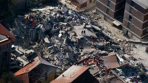Click to enlarge Seismologists Prison Not Predict