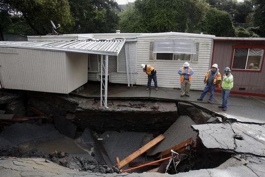 Click to enlarge sinkhole