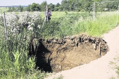 Click to enlarge sinkhole, braunsdorf