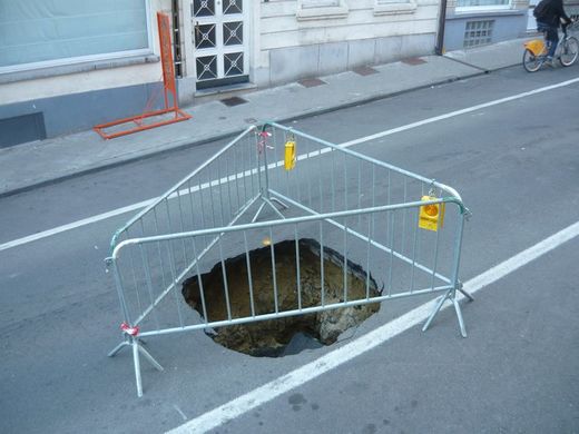 Click to enlarge sinkhole