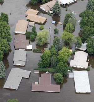 Minot flooding