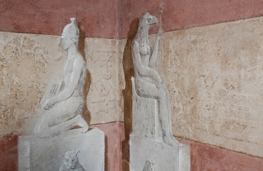 Click to enlarge Egyptian Room_2