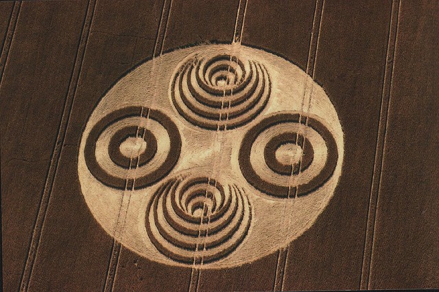 Click to enlarge Crop Circle 1