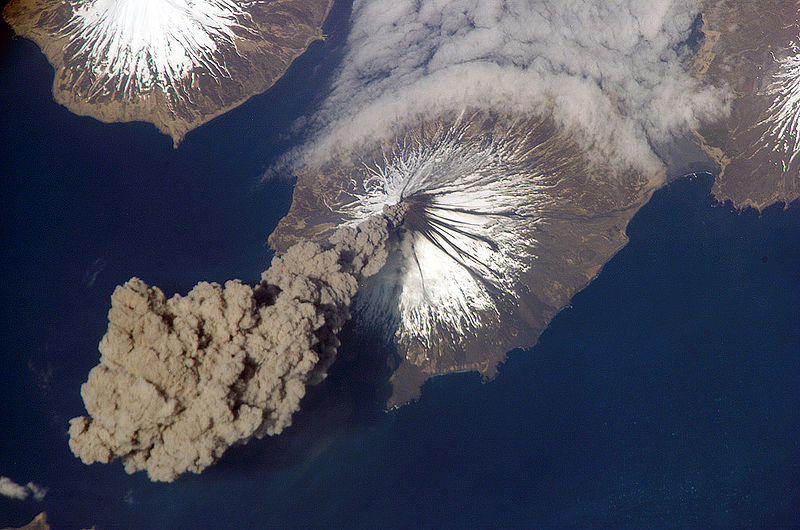 Click to enlarge Cleveland volcano_2
