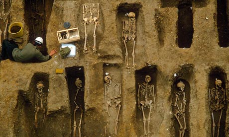 Bubonic plague victims of 14th century London