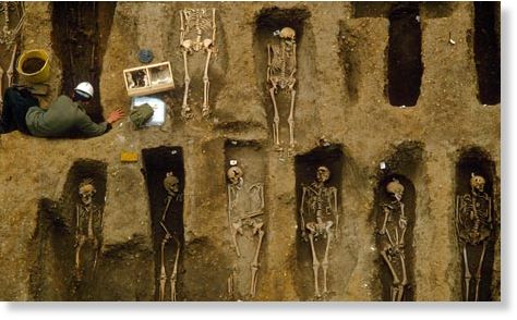 Click to enlarge Bubonic plague victims of 14th century London