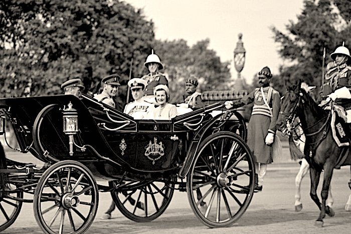 Click to enlarge Lord Louis Mountbatten, wife