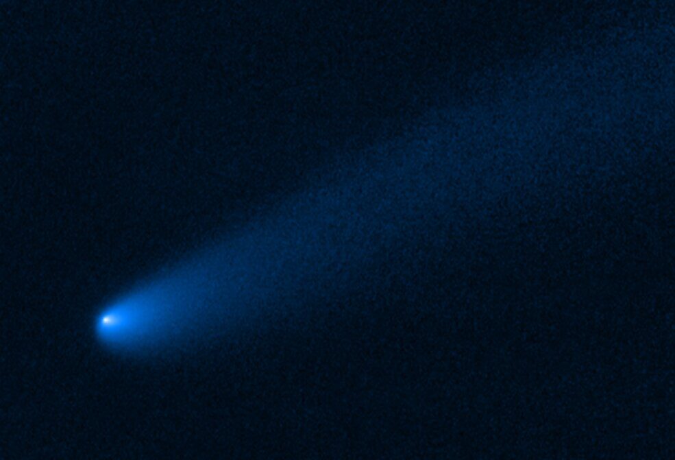 Click to enlarge Roaming Comet