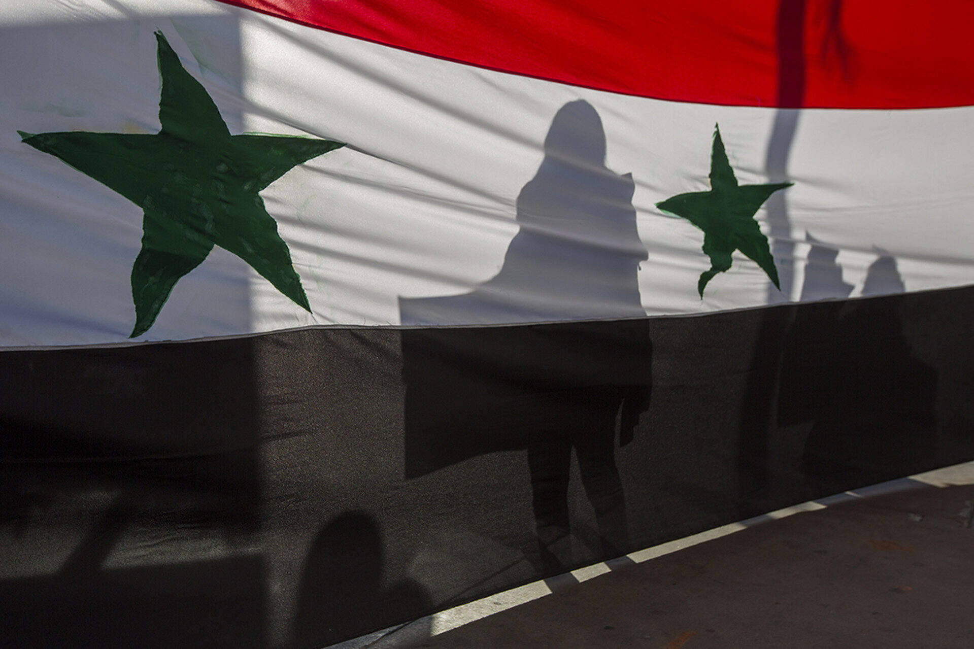 Click to enlarge Syrian flag