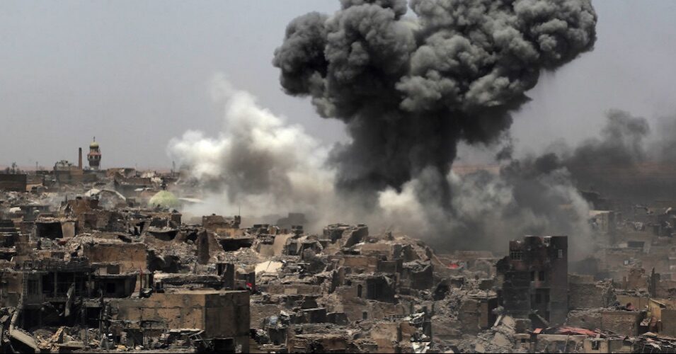 Click to enlarge U.S.-led airstrike targeting Islamic State fighters