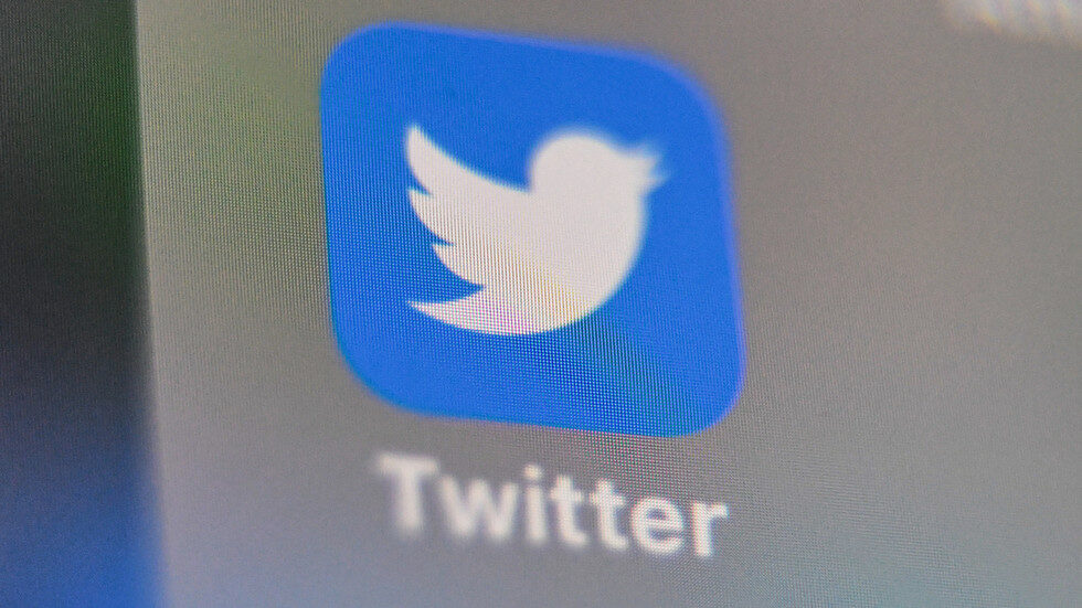 Click to enlarge Twitter logo