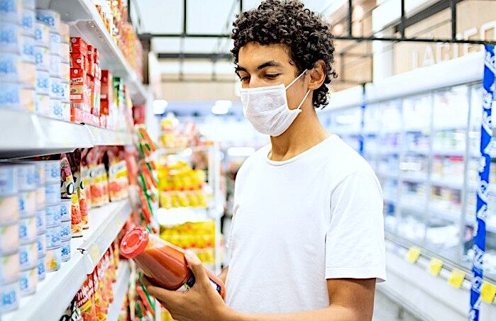 Man grocerystore