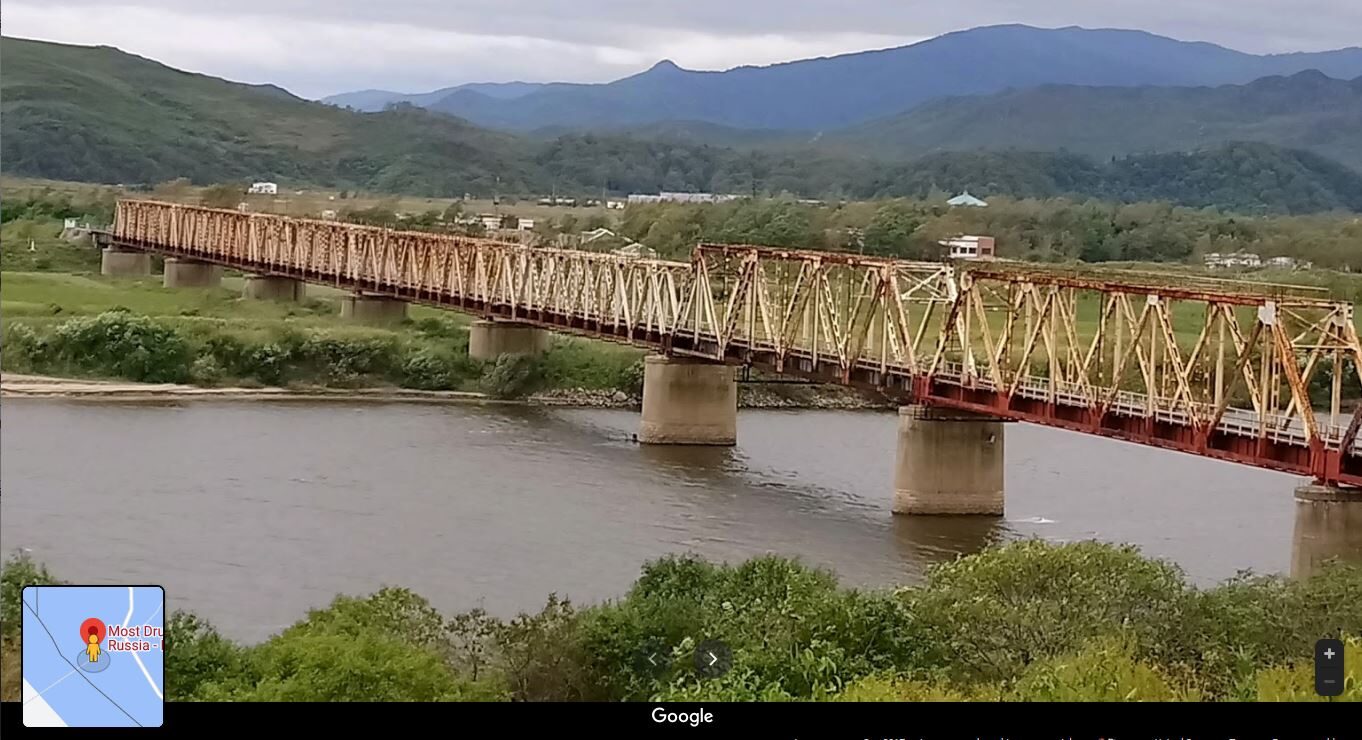 Click to enlarge Most Druzhby Russia - Kndr bridge border korea