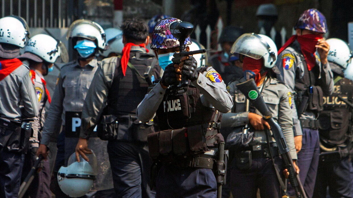 myanmar police