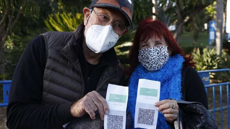 Click to enlarge vaccine passports eu