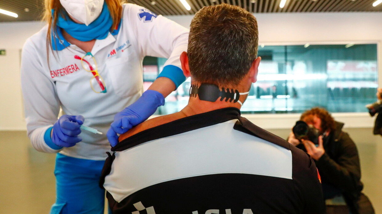 Click to enlarge spain jab vaccine